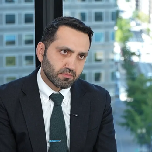 Οι κυρώσεις και η διαφθορά αποδεκάτισαν τα έσοδα από το πετρέλαιο του Ιράν, λέει πρώην αξιωματούχος του Υπουργείου Οικονομικών