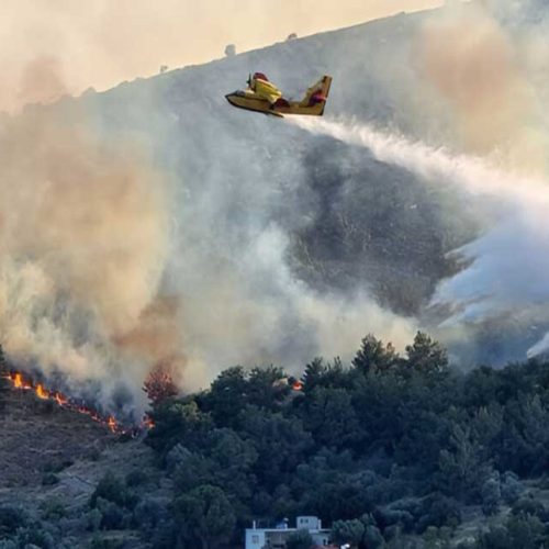 EKTAKTO: Σε κατάσταση «έκτακτης ανάγκης» η Χίος – Διαδοχικά πύρινα μέτωπα