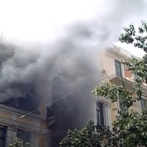 Στα δικαστήρια της Ευελπίδων οδηγήθηκαν οι συλληφθέντες για τον εμπρησμό της Marfin