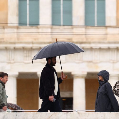 Καιρός για Πάσχα… στον αέρα: «μπερδεμένα» τα μοντέλα – έρχονται βροχές;