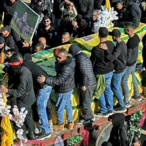 Χωριό του Λιβάνου θάβει δεκάδες νεκρούς, μετά την αποχώρηση του Ισραήλ