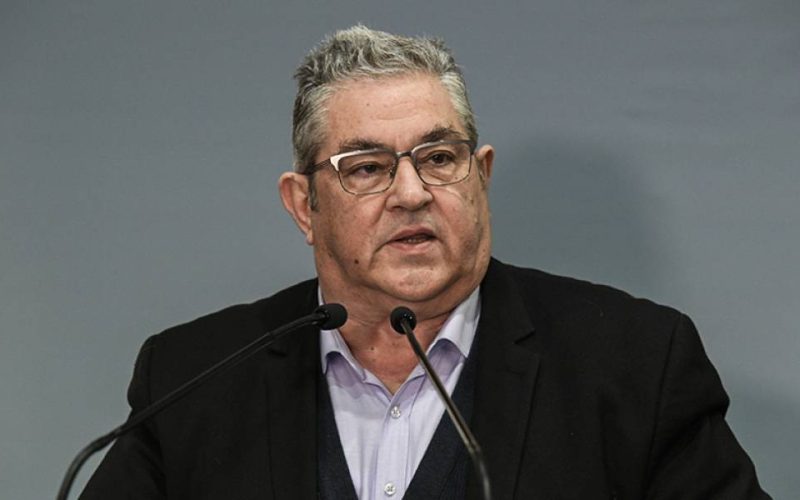 Δημήτρης Κουτσούμπας: «Στον πόλεμο κατά της ακρίβειας, τα πυρά πέφτουν πάντα στον λαό»
