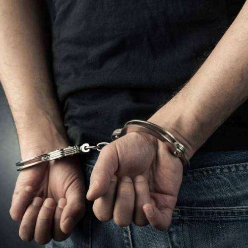 Συνελήφθη 45χρονος με οπλισμένο περίστροφο στη Νέα Σμύρνη