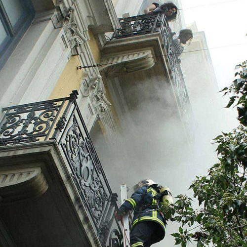 Marfin: Πως έδρασαν οι εμπρηστές – Είχαν «κατανομή ρόλων» για την φονική επίθεση- Η επίσημη ανακοίνωση της ΕΛ.ΑΣ.