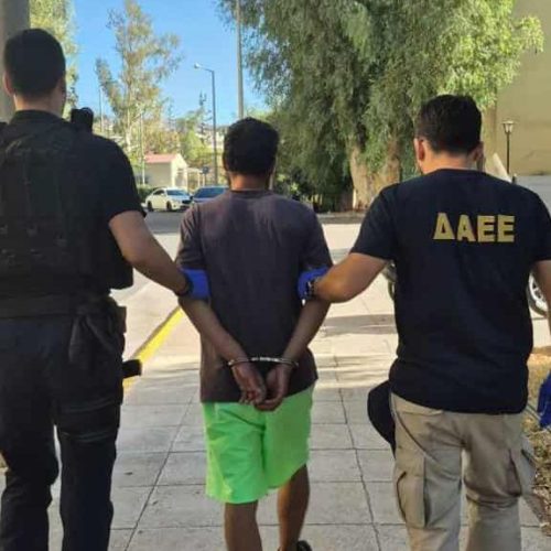 Αιγάλεω – Ο αλλοδαπός δράστης «σεξουαλικών» επιθέσεων είναι ο «εμπρηστής» του Υμηττού