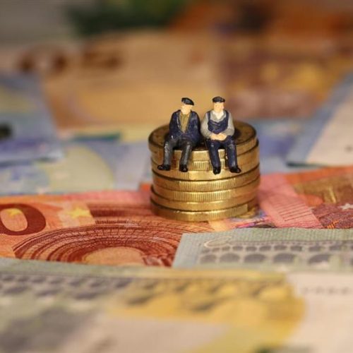 Πότε πληρώνονται οι συντάξεις: Οι ημερομηνίες ανά ταμείο για Δεκέμβριο