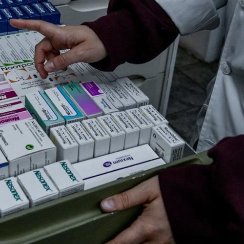 Τι θα αλλάξει στη συνταγογράφηση φαρμάκων στα νοσοκομεία – Το σχέδιο του υπουργείου Υγείας