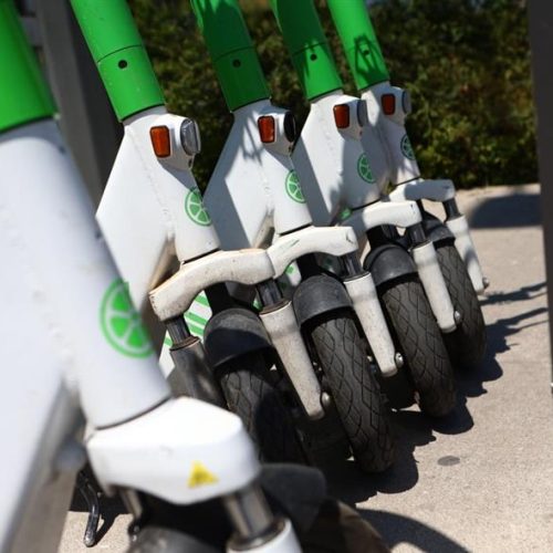 Μάστιγα χωρίς τέλος τα πατίνια