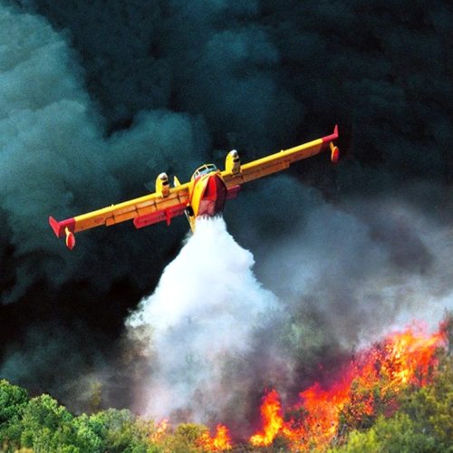 Εκκενώνεται το Πλωμάρι στη Λέσβο! – Μαίνεται ανεξέλεγκτη η μεγάλη πυρκαγιά