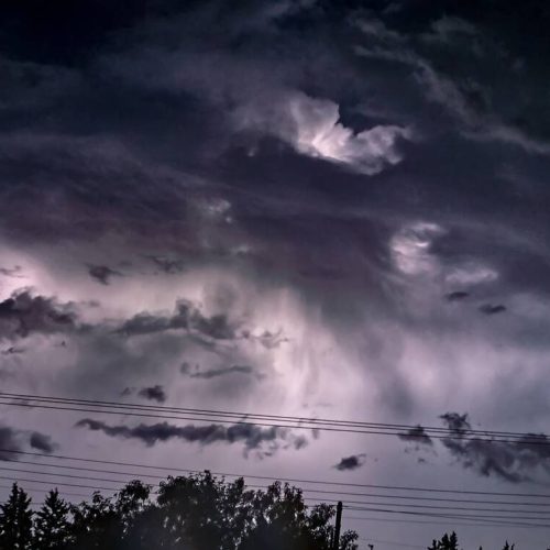 Καιρός: Νεφώσεις και τοπικές βροχές – Πού αναμένονται καταιγίδες