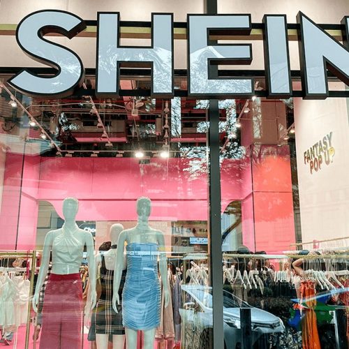 Οι ψεύτικες εκπτώσεις στο Shein «παραβιάζουν τη νομοθεσία», λέει η ΕΕ