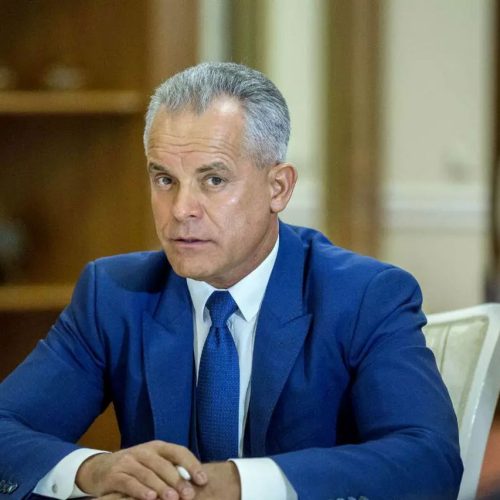 Μας «βάζει τα γυαλιά» η Μολδαβία – Διώκει τους ολιγάρχες!