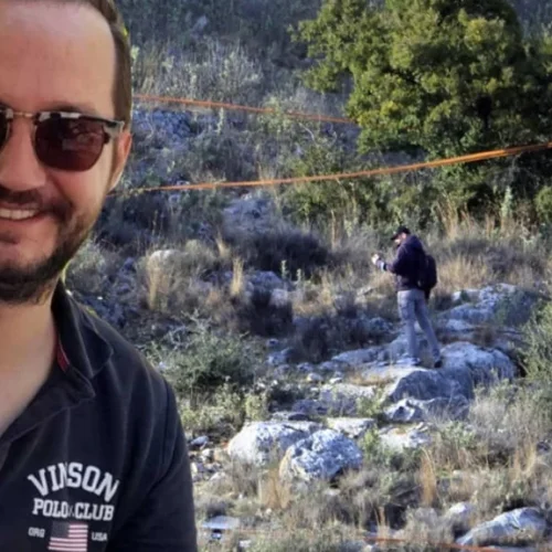 Υπόθεση Βασίλη Καλογήρου: Αποκλείονται τα παθολογικά αίτια για τον θάνατο του – Ποιο είναι το επόμενο σενάριο;