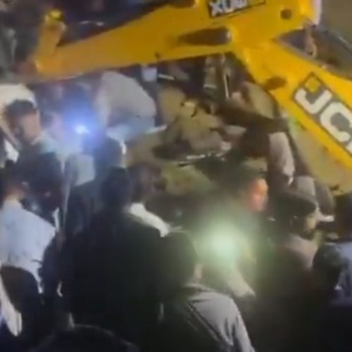 Ινδία: Επιβάτες λεωφορείου «καταπλακώθηκαν» από βράχια – 15 νεκροί, αγνοοείται ένα παιδί!