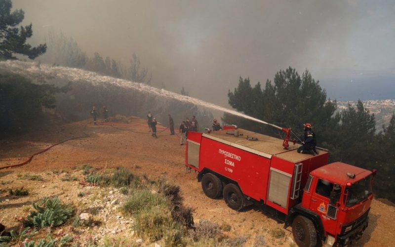 Φωτιά στον Κάλαμο Λευκάδας