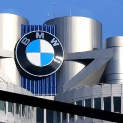 BMW – Ανακαλεί 744.234 αυτοκίνητα εξαιτίας κίνδυνου φωτιάς