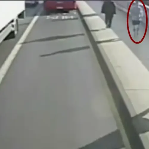 Εκατομμυριούχος τραπεζίτης συνελήφθη για την υπόθεση «putney pusher» στο Λονδίνο 9 χρόνια μετά (βίντεο)