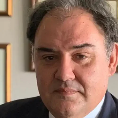 Σαρηγιάννης: τα δύο σενάρια για τη μυστηριώδη οσμή στα νότια προάστια – «εκτιμάται ότι προέρχεται από τη θάλασσα»