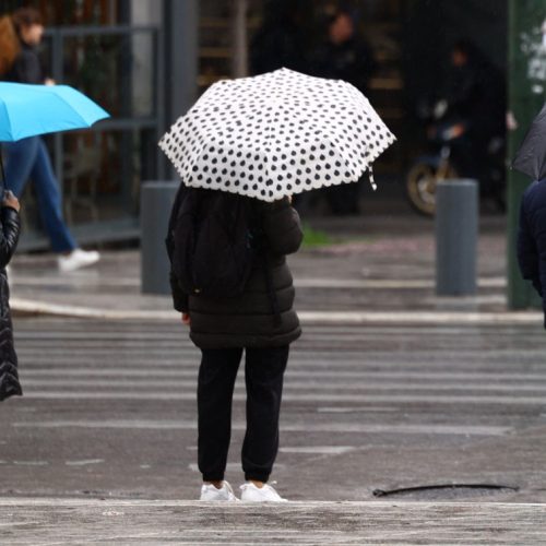 Η πρώτη πρόβλεψη-«καμπανάκι» για τον καιρό της Πρωτομαγιάς.