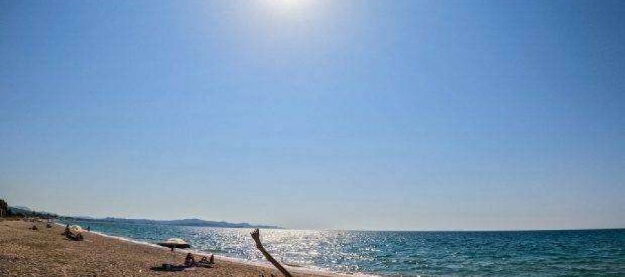 Καιρός: Υψηλές θερμοκρασίες και σήμερα – Συνθήκες καύσωνα κατά τόπους