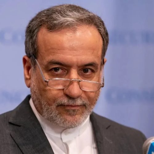 Ο κορυφαίος διπλωμάτης του Ιράν λέει ότι οι συνομιλίες με τις ΗΠΑ είναι «περίπλοκες»