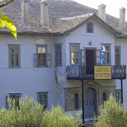 Ο ΜΗΤΣΟΤΑΚΗΣ ΣΤΕΛΝΕΙ ΤΟΝ ΕΝΑΝ ΚΟΛΑΟΥΖΟ ΜΕΤΑ ΤΟΝ ΑΛΛΟΝ ΣΤΟ ΟΡΟΣ ΓΙΑ ΝΑ ΕΞΑΛΛΕΙΨΕΙ ΤΙΣ ΑΝΤΙΔΡΑΣΕΙΣ ΓΙΑ ΤΟΝ Π.Α. ΚΑΙ ΤΑΥΤΟΤΗΤΕΣ!!!