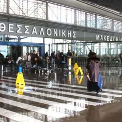 Χαμός στον αέρα! Επιβάτης ανάγκασε αεροπλάνο να προσγειωθεί έκτακτα στη Θεσσαλονίκη!!