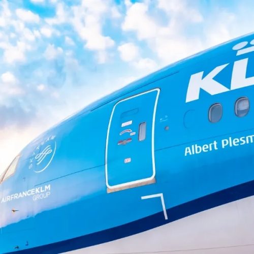 Η ολλανδική αεροπορική εταιρεία KLM «αναστέλλει» τις πτήσεις προς το Τελ Αβίβ