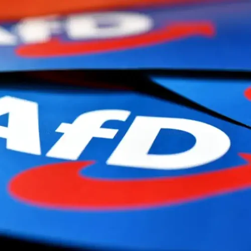 Η AfD εκτοξεύεται στο 29% και διευρύνει τη διαφορά της από τον συνασπισμό Μερτς