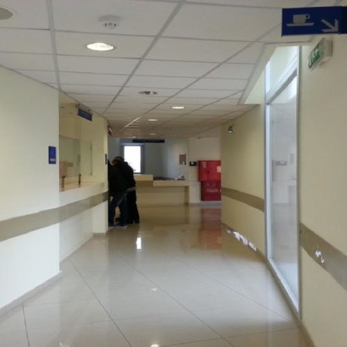 Θεσσαλονίκη: Έπεσε «ξύλο» σε… Νοσοκομείο