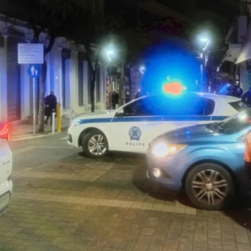 Αγρίνιο: Συνελήφθησαν τρεις ανήλικοι για επίθεση σε 16χρονο – Χειροπέδες και σε γονείς