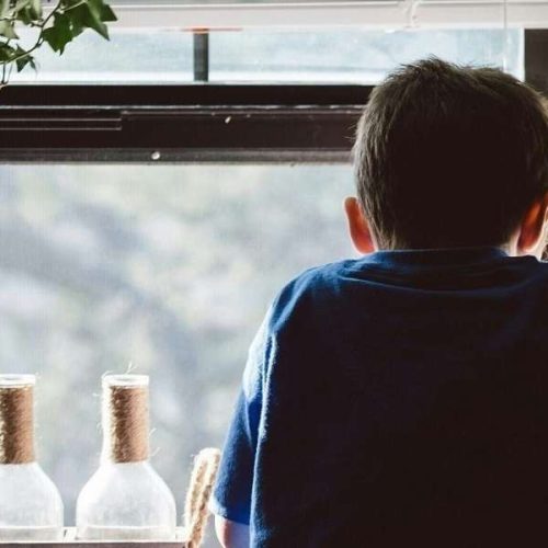 «ΦΡΙΚΗ»: 12χρονος στη Θεσσαλονίκη κατήγγειλε ότι η μητέρα του προσπάθησε να τον πνίξει!