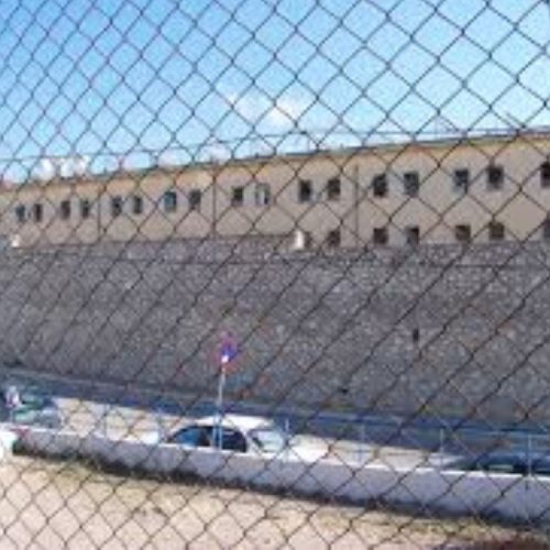 Κορυδαλλός: Άγρια Ληστεία – 26χρονη Γρονθοκοπήθηκε και Έχασε το Πορτοφόλι της