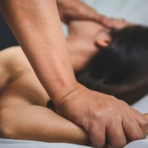 ΑΓΡΙΝΙΟ ΣΟΚ: 44ΧΡΟΝΟΣ ΑΠΟΠΕΙΡΑΣΤΗΚΕ ΝΑ ΒΙΑΣΕΙ ΤΗΝ ΕΝ ΔΙΑΣΤΑΣΕΙ ΣΥΖΥΓΟ ΤΟΥ!