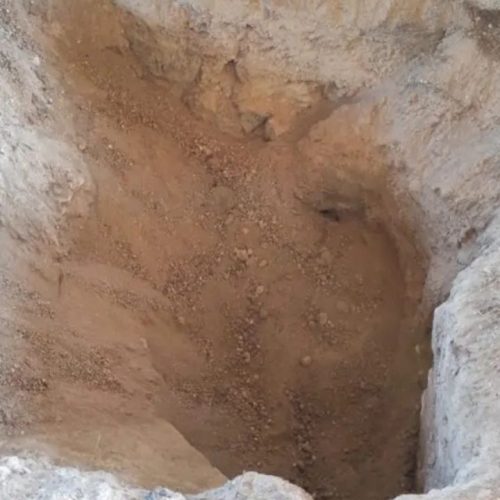 Τραγωδία στη Βοιωτία: 62χρονη φέρεται να είχε θάψει τη μητέρα της για περισσότερα από 2 χρόνια – Έρευνα για ενδεχόμενο έγκλημα