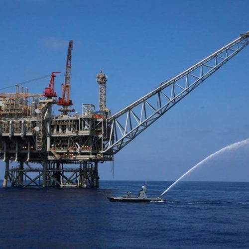 Chevron και Helleniq Energy διεκδικούν τα κοιτάσματα νότια της Κρήτης με νέα προσφορά