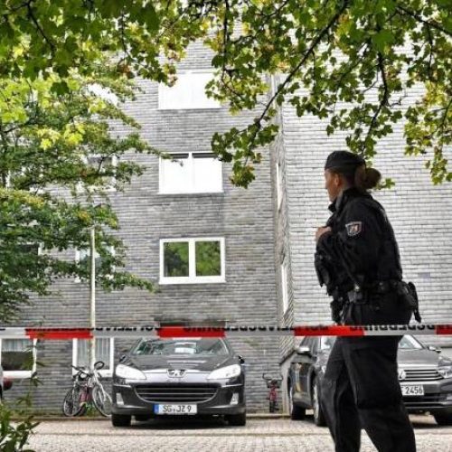 Δήμαρχος «μαχαιρώθηκε» έξω από το σπίτι της – Νοσηλεύεται σε κρίσιμη κατάσταση