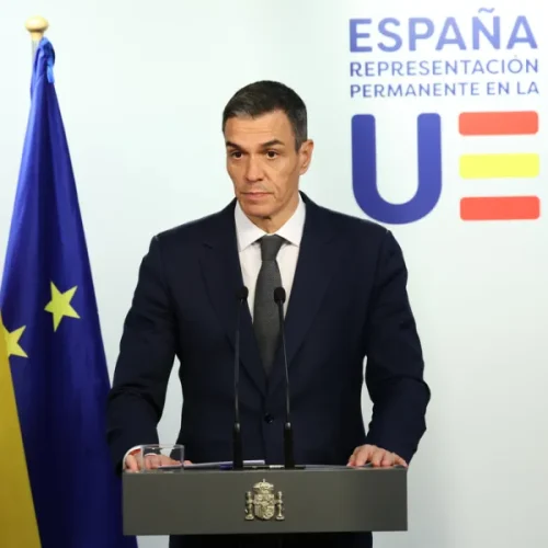 Ο πανικόβλητος Σάντσεθ «έκαψε» όλους τους ηγέτες και γκρέμισε το αφήγημα της λαθρομετανάστευσης
