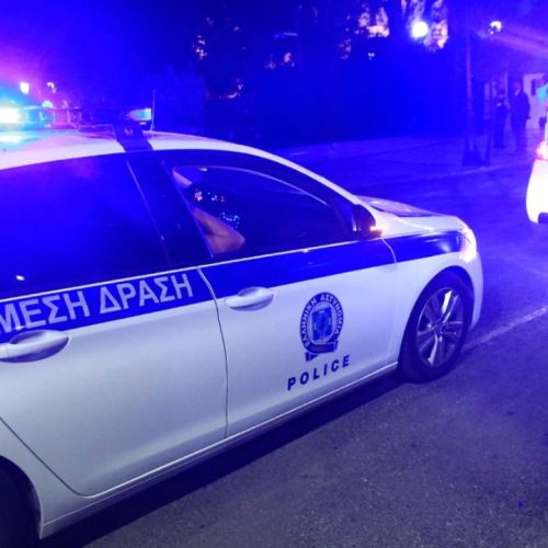 Νέα Φιλαδέλφεια: Δύο νεαροί επιτέθηκαν σε διανομέα για να τον ληστέψουν – Συνελήφθησαν