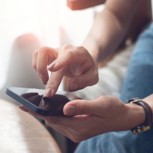 ΣΟΚ ΣΤΗΝ ΚΥΠΡΟ: Στρατιωτικός εκβίαζε πρώην σύντροφο και σύζυγό της με ροζ βίντεο
