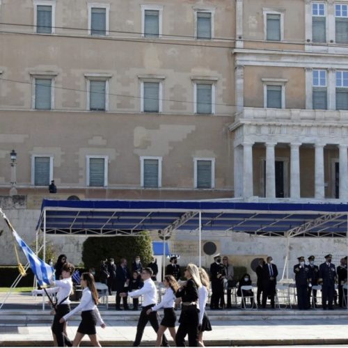 Παρελάσεις 28ης Οκτωβρίου: Τι αλλάζει στα ΜΜΜ και την κυκλοφορία ανά δήμο