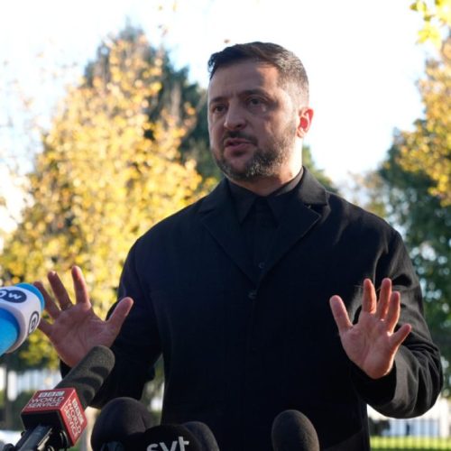 Ζελένσκι στη Σουηδία: Υπογράφει συμφωνία για εξαγωγή όπλων