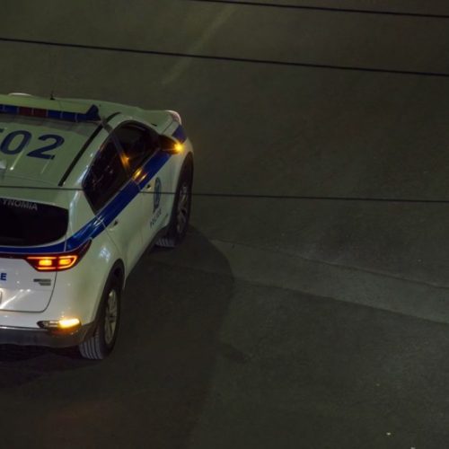Άγριο ξέσπασμα βίας στο Μουζάκι – Τρεις άνθρωποι στο νοσοκομείο μετά από συμπλοκή