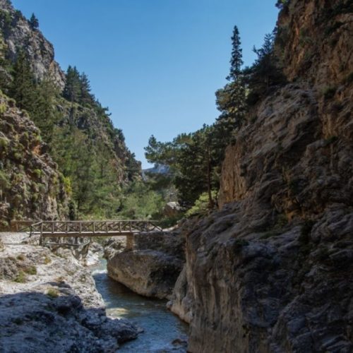 Σαμαριά: Κλειστό το φαράγγι – Η κακοκαιρία αλλάζει τα σχέδια των επισκεπτών