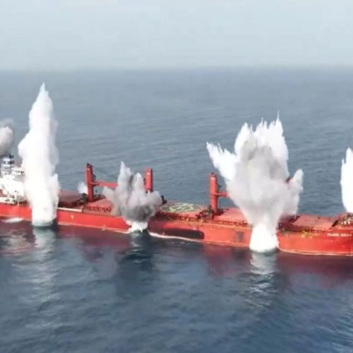 «Η θάλασσα έγινε κόλαση»: Ο καπετάνιος και ο πλοιοκτήτης του *Magic Seas* περιγράφουν την εφιαλτική επίθεση των Χούθι