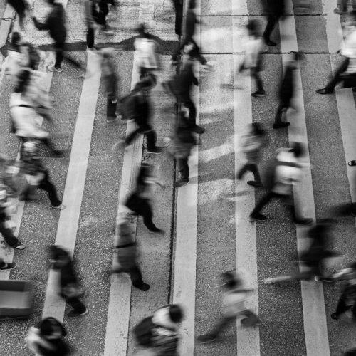 Ατζέντα 2030 στη Σλοβακία – Πρόστιμα για το γρήγορο περπάτημα