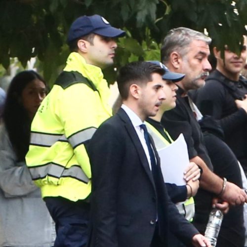 Μπισμπίκης: Παραπέμφθηκε στο αυτόφωρο με ποινική δίωξη για παραβίαση ΚΟΚ