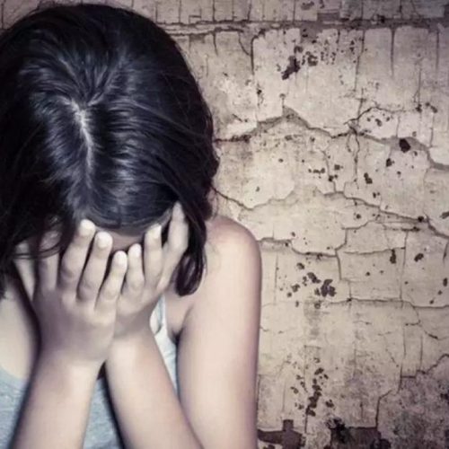 Ανατριχίλα: Τρεις Αφγανοί βίαζαν 6χρονο αγοράκι μέσα σε δομή του υπουργείου Μετανάστευσης
