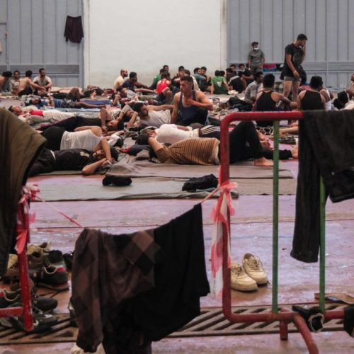 Χθες η Βολουδάκη πανηγύριζε για την μείωση των ροών στη Κρήτη – Λίγες ώρες μετά έφτασαν οι πρώτες καραβιές