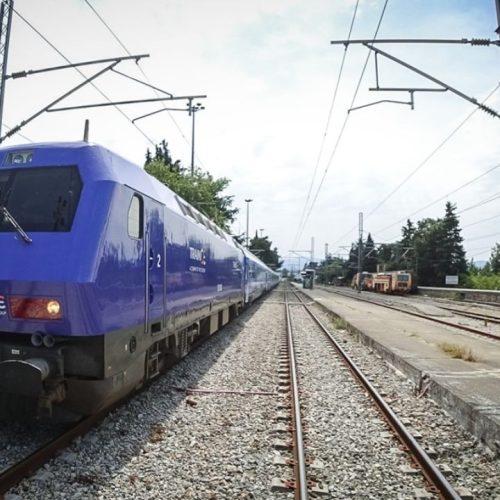 Χάος στις σιδηροδρομικές γραμμές: Τρένο Θεσσαλονίκη-Αθήνα ακινητοποιήθηκε δύο φορές – Καθυστέρηση πάνω από δύο ώρες